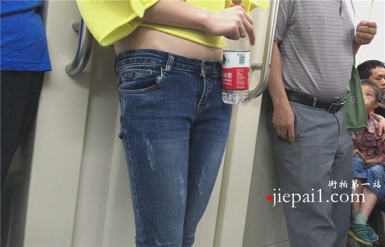 044329h7rhhh1bvbqk1b7a (1).jpg