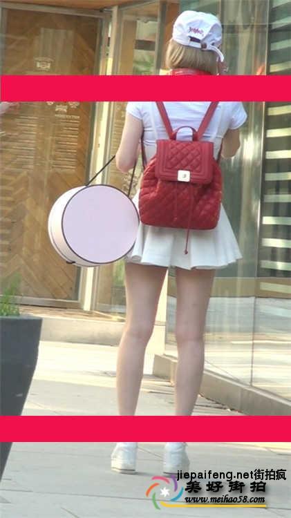 高清22 - 136-白色超短裙的美腿小姐姐（三）[MP4/145M]