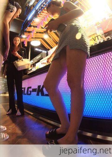 2023年更新街拍高清视频优选合集系列-第02季 无马赛克 134V 257GB 39.jpg