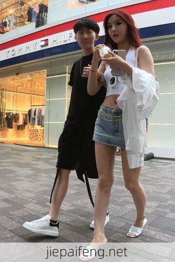 2023年更新街拍高清视频优选合集系列-第04季 无马赛克 128V 220GB 22.jpg