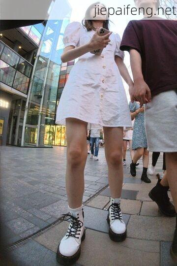 2023年更新街拍高清视频优选合集系列-第04季 无马赛克 128V 220GB 26.jpg