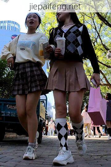 2023年更新街拍高清视频优选合集系列-第13季 无马赛克 243V 218GB 26.jpg