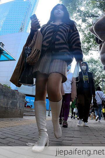 2023年更新街拍高清视频优选合集系列-第13季 无马赛克 243V 218GB 33.jpg