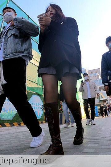 2023年更新街拍高清视频优选合集系列-第13季 无马赛克 243V 218GB 73.jpg