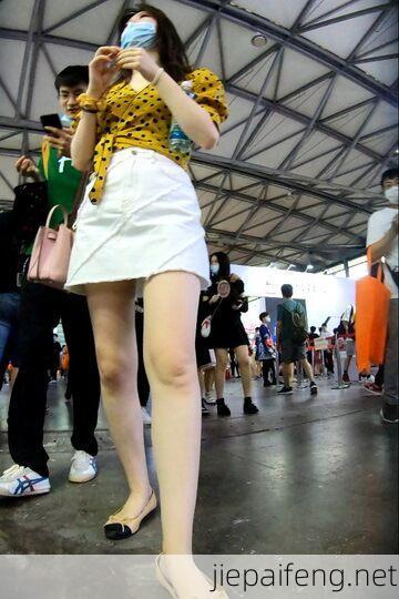 2023年更新街拍高清视频优选合集系列-第17季 无马赛克 160V 220GB 27.jpg