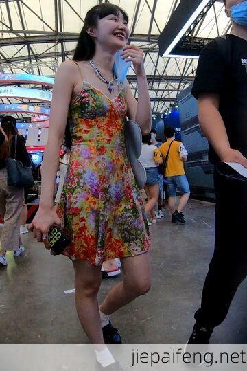 2023年更新街拍高清视频优选合集系列-第17季 无马赛克 160V 220GB 35.jpg