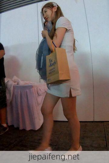 2023年更新街拍高清视频优选合集系列-第17季 无马赛克 160V 220GB 68.jpg