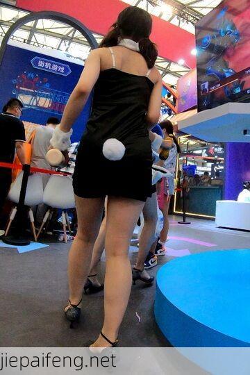 2023年更新街拍高清视频优选合集系列-第17季 无马赛克 160V 220GB 74.jpg