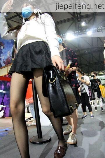 2023年更新街拍高清视频优选合集系列-第17季 无马赛克 160V 220GB 82.jpg