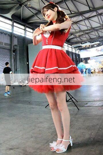 2023年更新街拍高清视频优选合集系列-第17季 无马赛克 160V 220GB 84.jpg