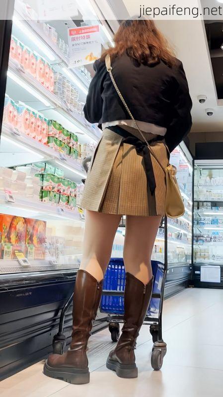 775 街拍大师无双2024年高清视频69部4K打包合集 原版_竖版 138V 94.8GB 21.jpg