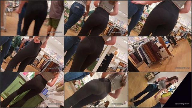 VPL Teen In Black Leggings Hot Ass