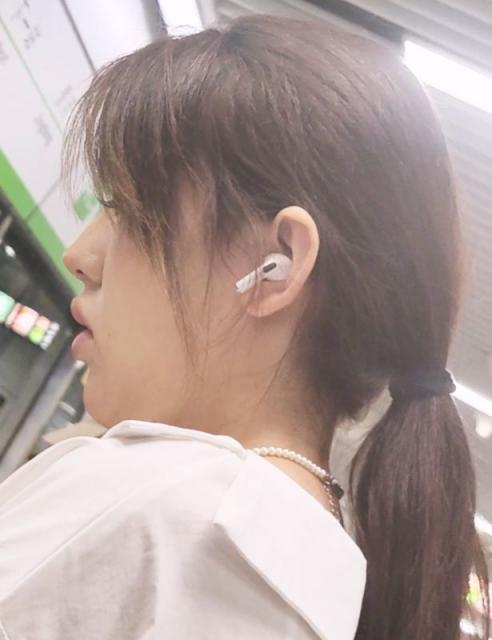 【独家原创】美臀美女紧身超短裤包美长腿