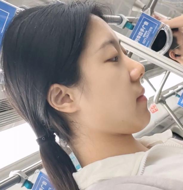 【独家原创】mo捏健身女子的紧身健美裤圆臀