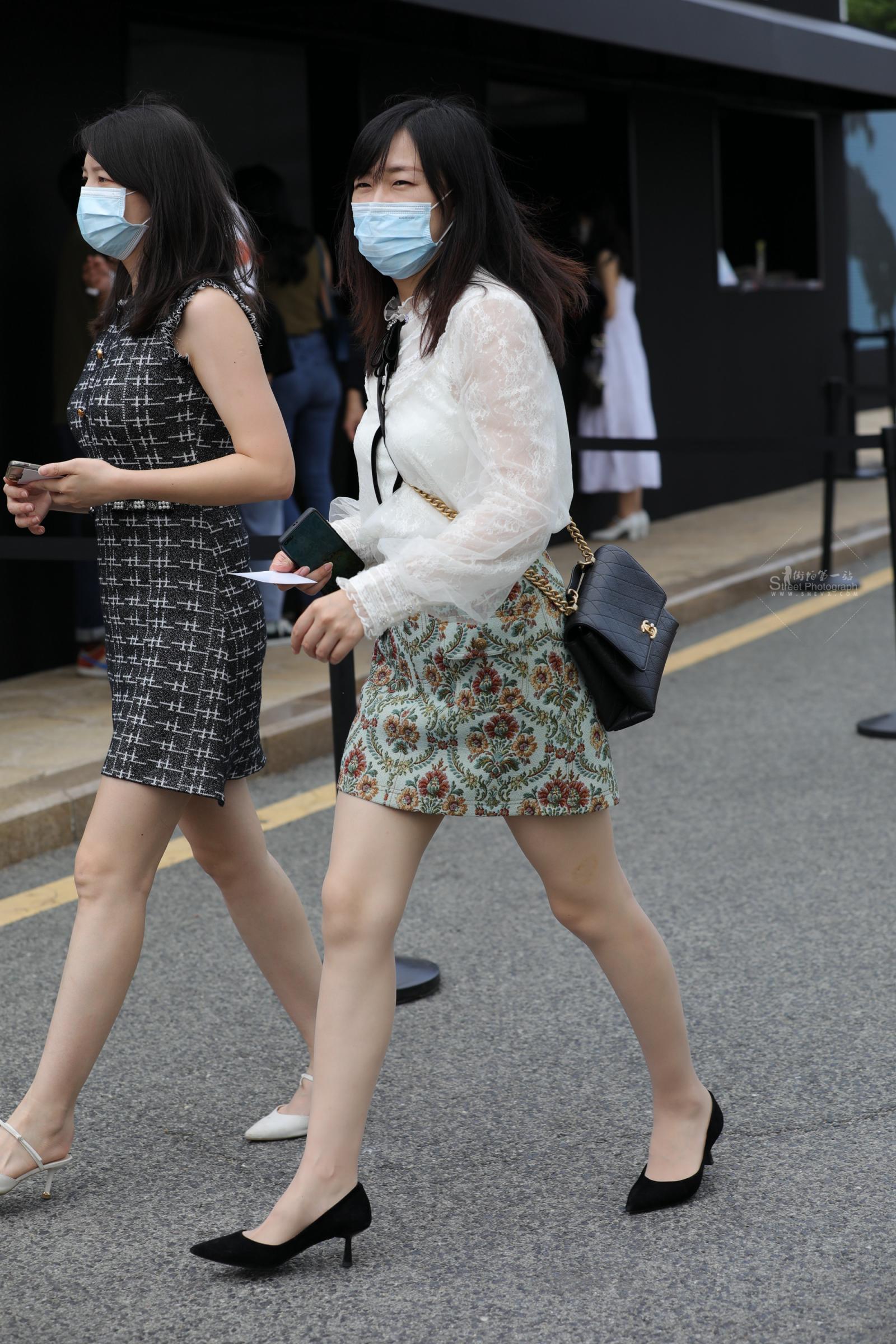 【街拍心灵】街拍肉丝美腿高跟