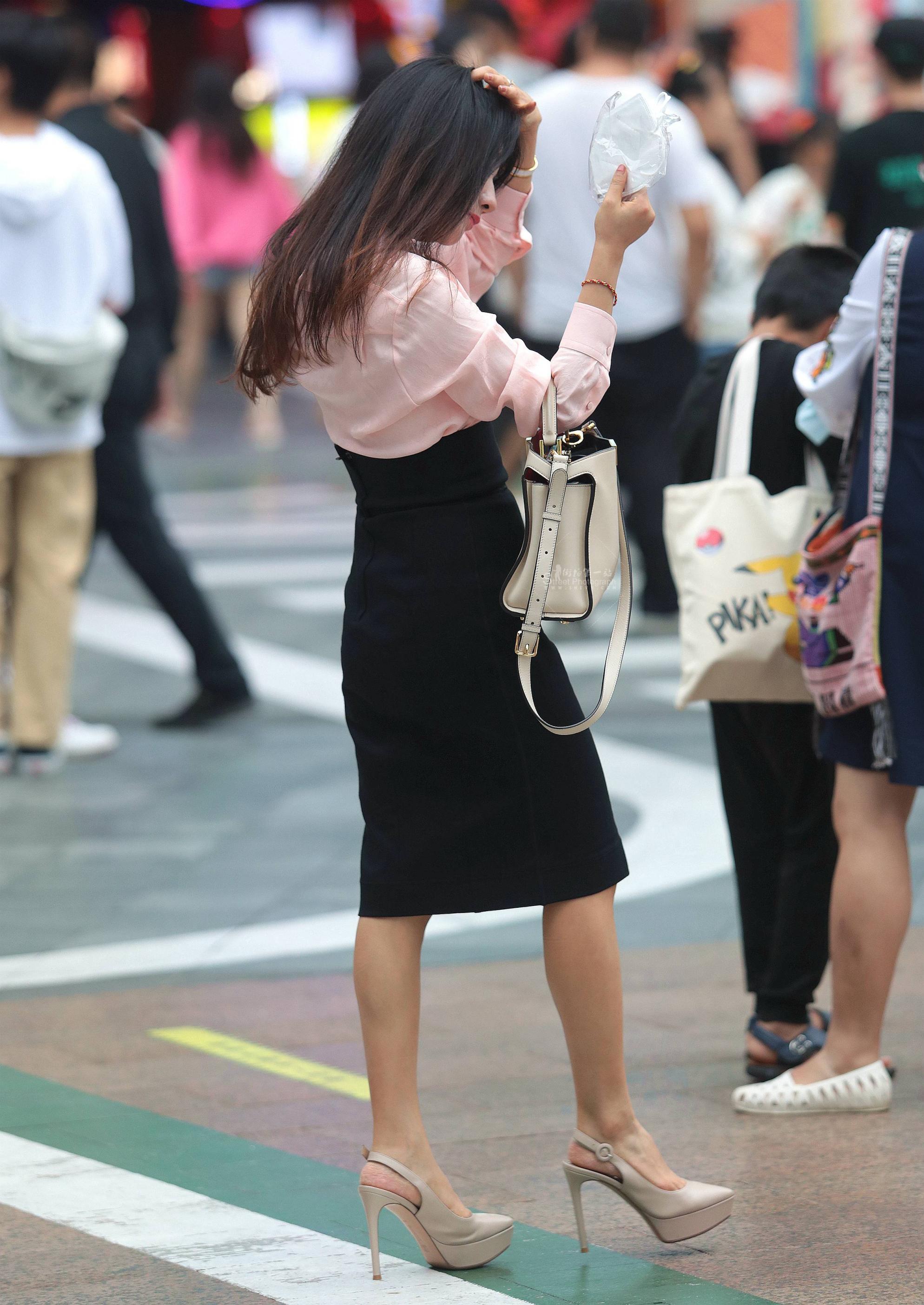 气质街拍高跟shaofu