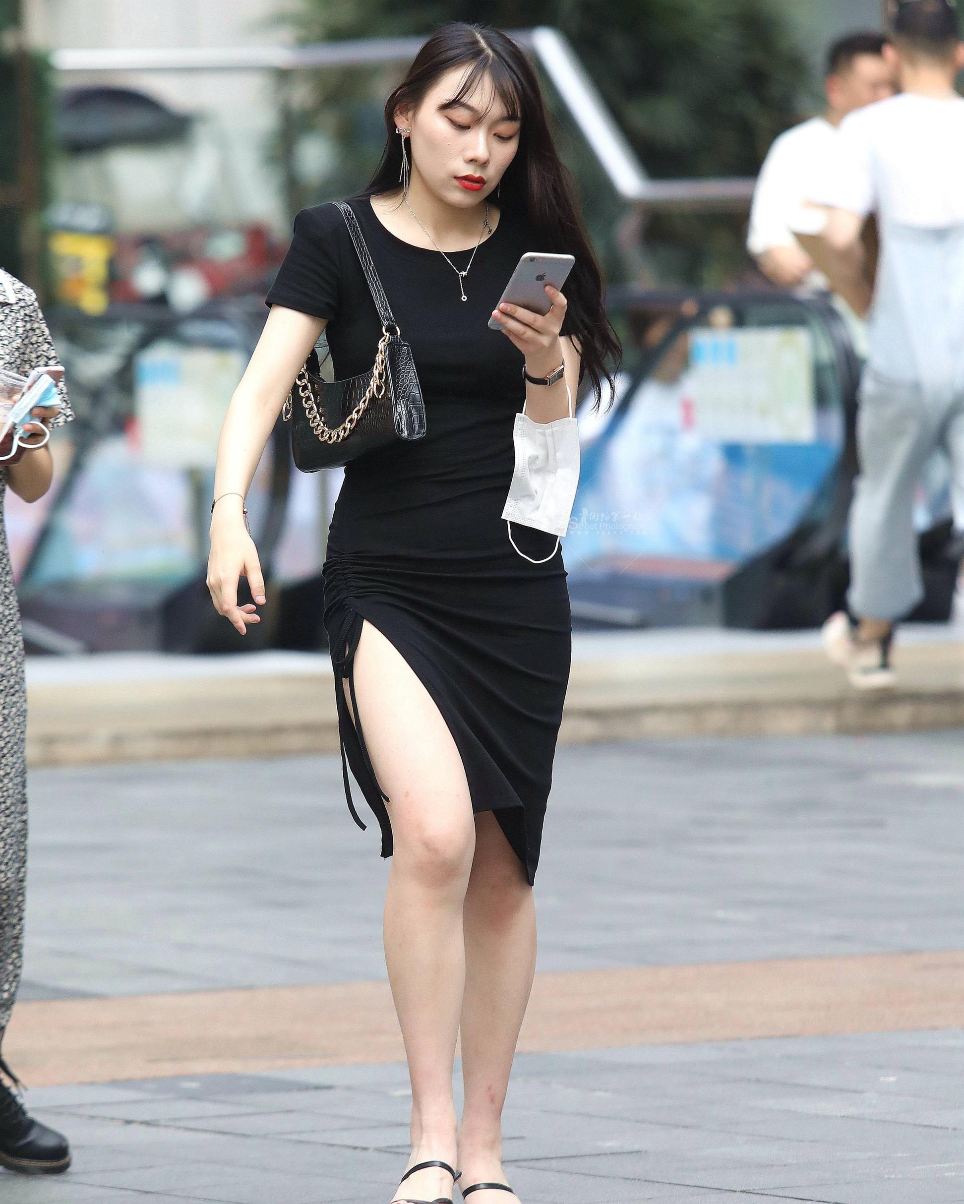  街拍美腿shaofu