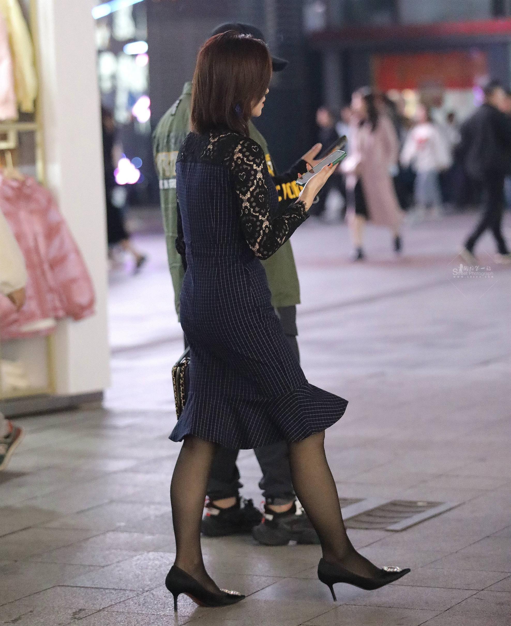 气质黑丝街拍高跟shaofu