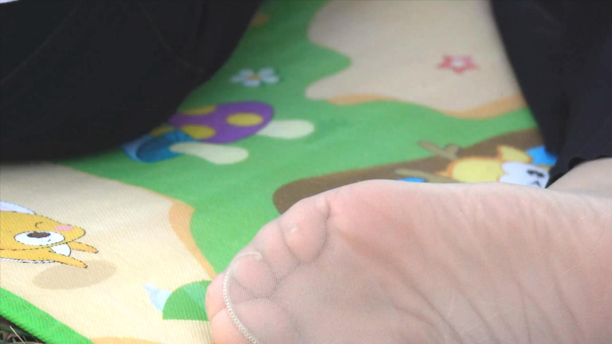 1768