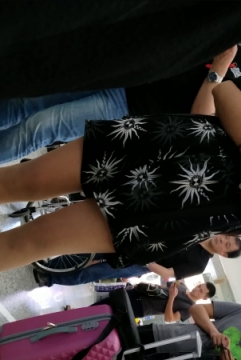 黑色连衣裙黑高