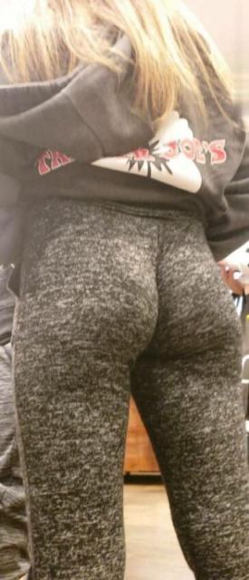 Awesome JB Teen Ass In Leggings