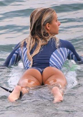 Tight Cheeks Surfer Girl Beach Candid