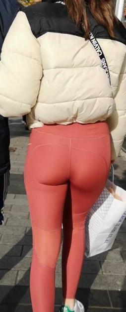 Hot Girlfriend Ass In Red Leggings