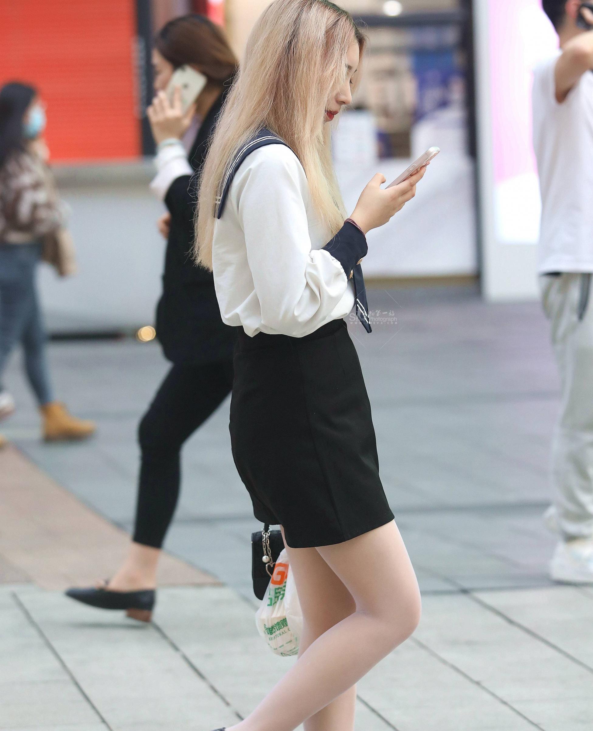 白丝妹子