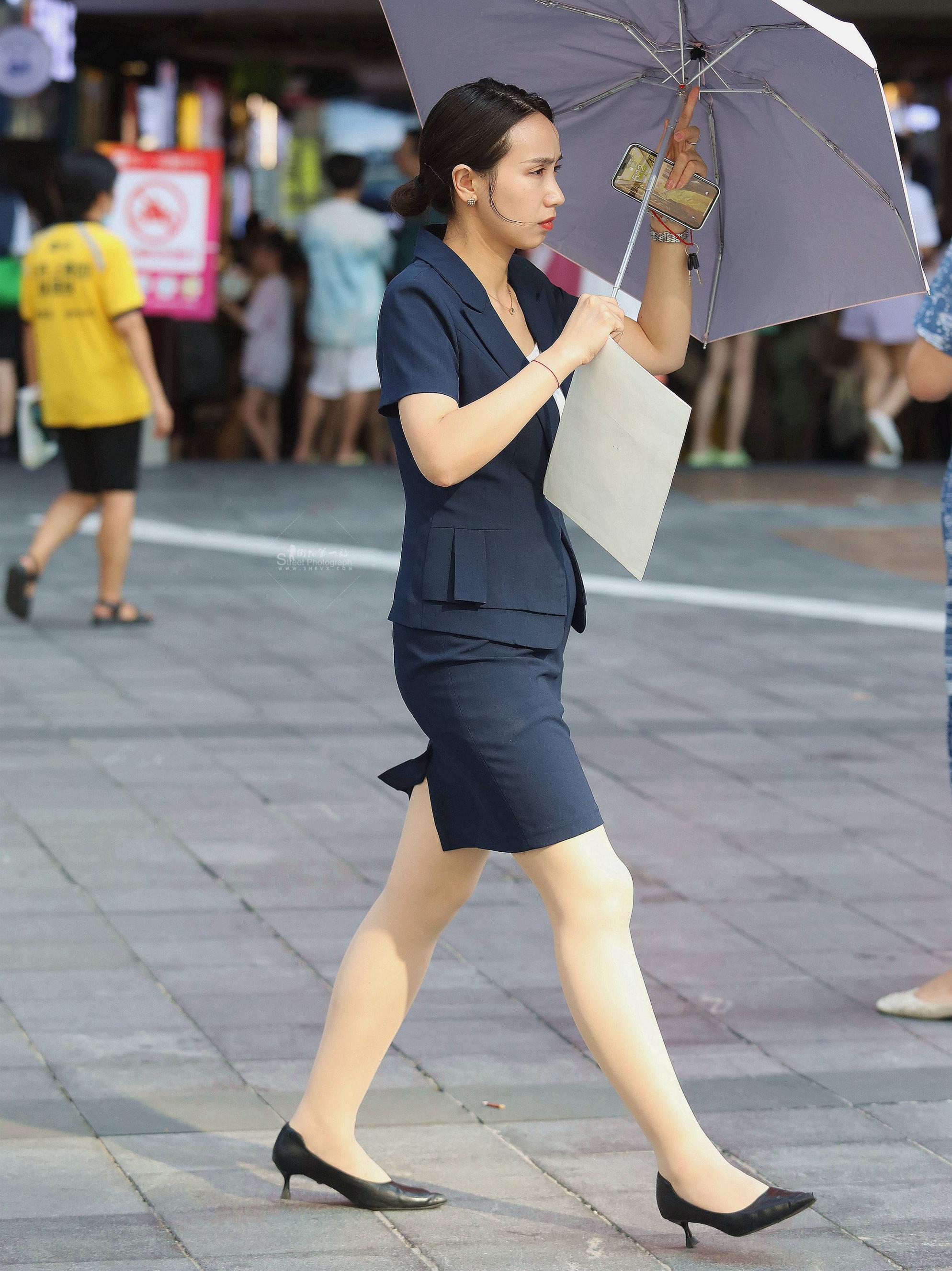  【珏一笑而过】诱惑街拍肉丝高跟OL-13P