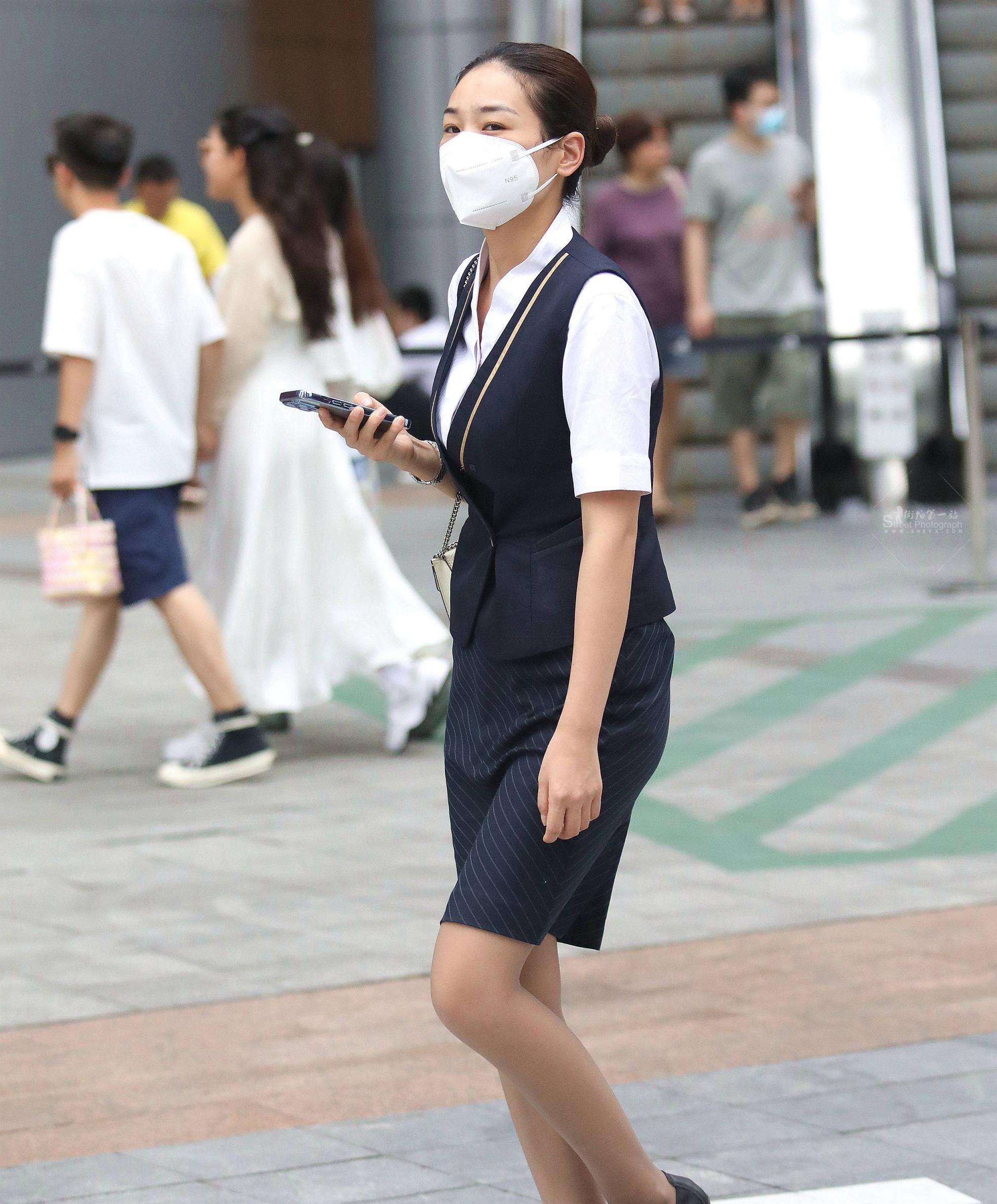 街拍丝袜职业装