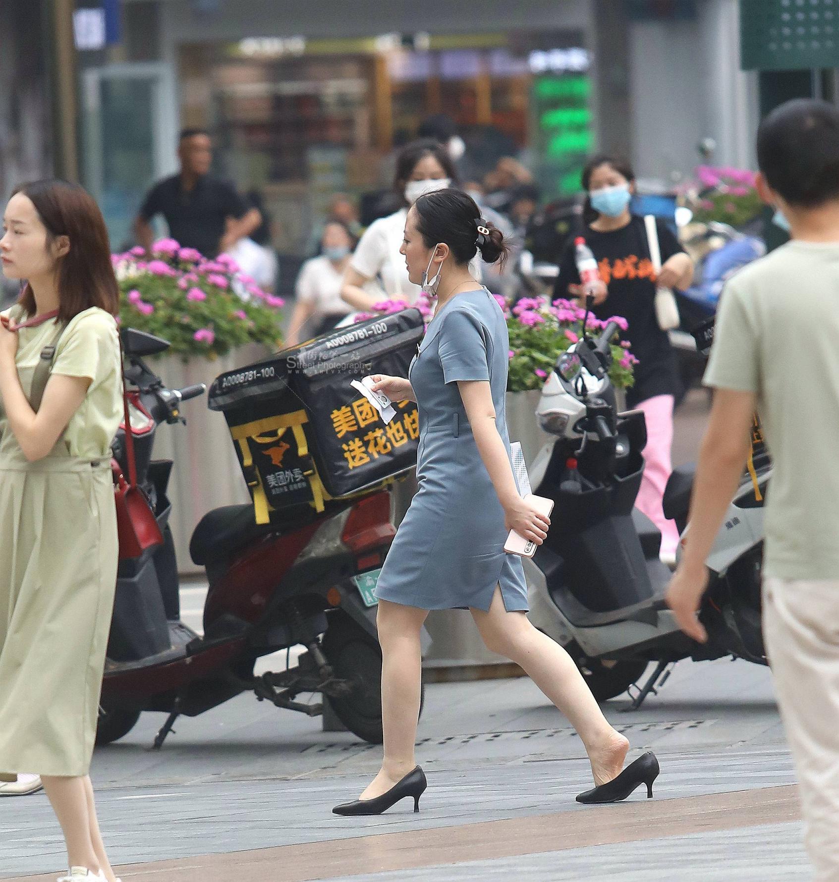 街拍高跟职业装