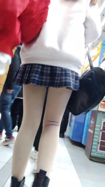 【独家原创】电玩店的光腿神器