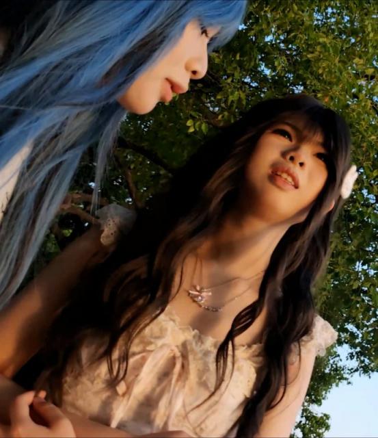 【独家原创】闺蜜少女夕阳下的白肉腿+JK主播美肉腿