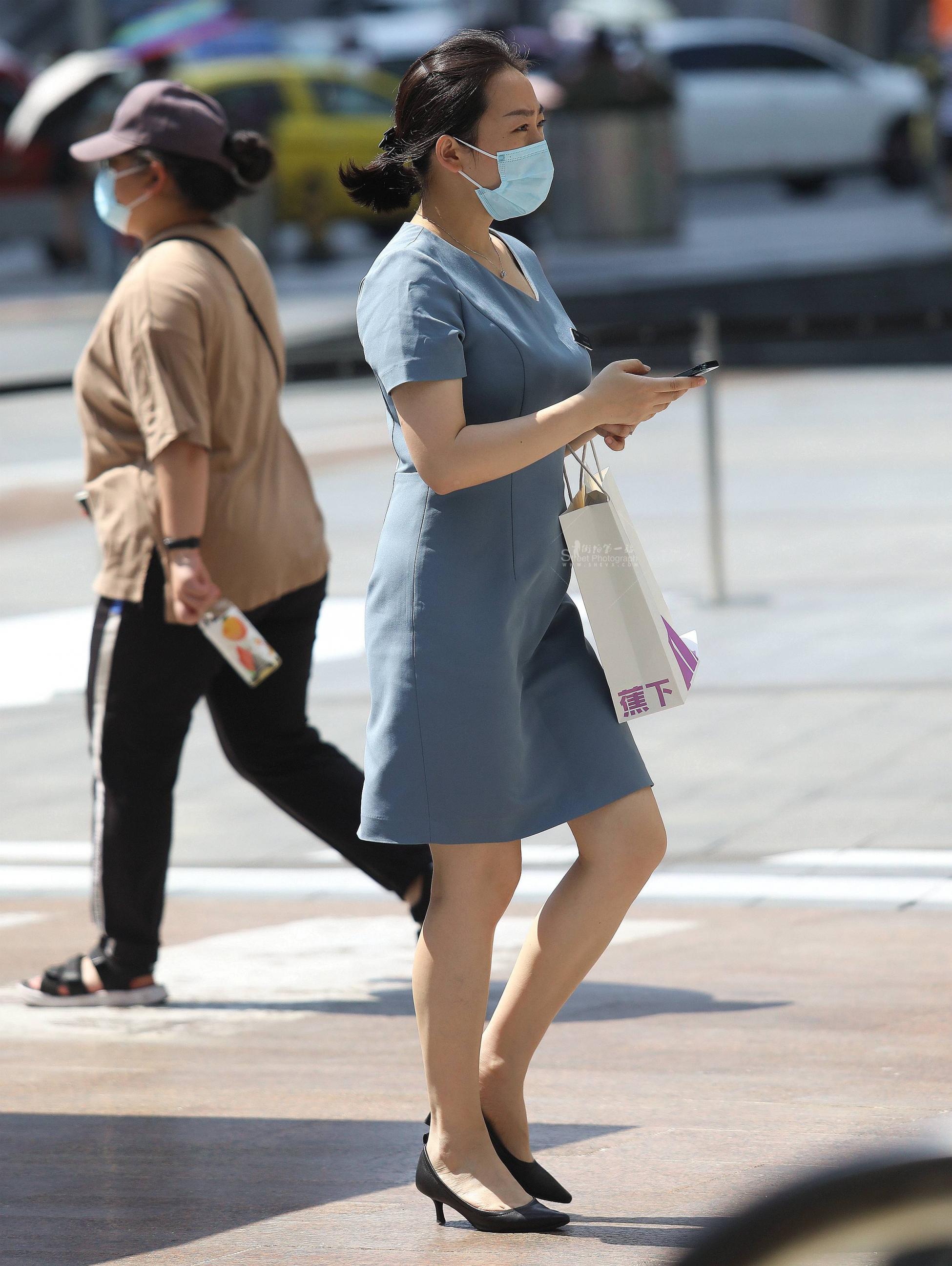 街拍高跟职业装