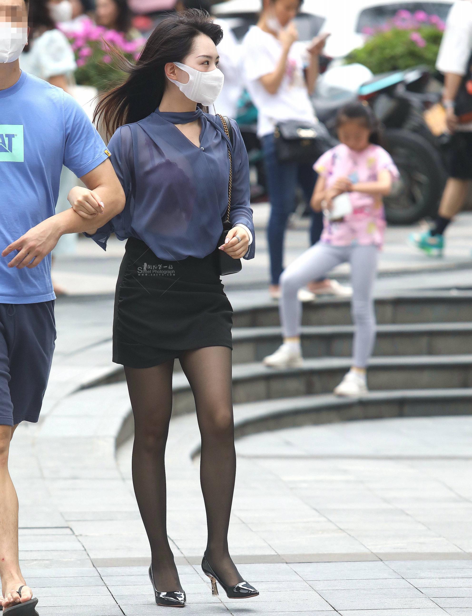极品黑丝街拍高跟shaofu-17P