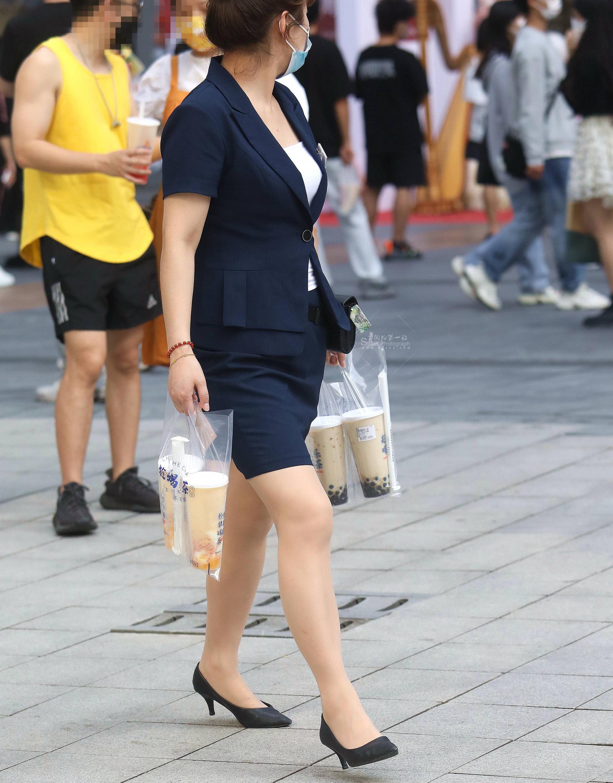 诱惑街拍肉丝职业装